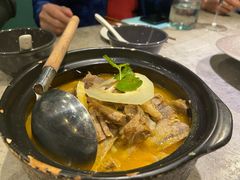 酸木瓜炖牛腩-半山腰·云南菜(侨福芳草地店)