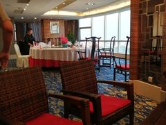 -宜昌均瑶国际酒店(宜昌CBD购物中心夷陵广场店)