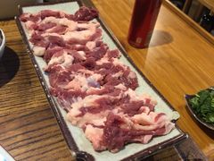 鲜切羊上脑-毛辣果·贵州红酸汤牛肉火锅(西单店)