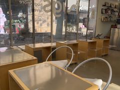 -HUGS coffee(东区店)