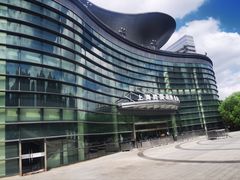 -上海跨国采购会展中心