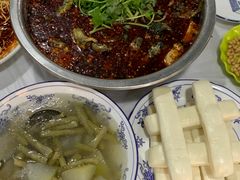 -陈胖子鱼庄(黄辣丁新津店)