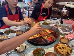 -鸿姐老火锅(花园路店)