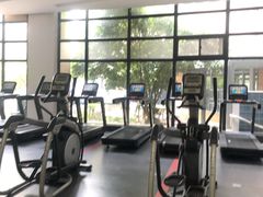 -康慈健身(雅戈尔雷迪森广场店)