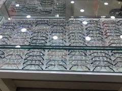 -罗创丹阳眼镜(童卫路店)