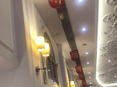 -王府井酒店(金桥港湾店)