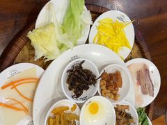 -桥香园云南过桥米线(金马碧鸡店)