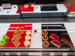 -Salon de The de Joel Robuchon(外滩18号店)
