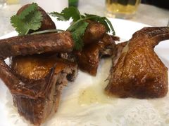 乳鸽-甜蜜蜜港式茶餐厅(虹梅店)