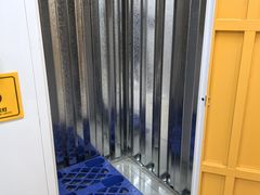 -安东易迷你自助仓储寄存仓库(杨浦店)