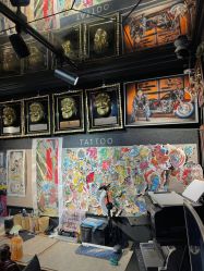 -鬼手纹身小鬼店