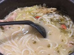 -过桥缘·过桥米线(西冶街店)