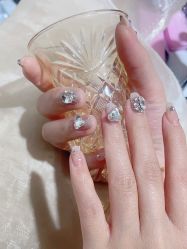 -瞧·享轻奢美甲美睫