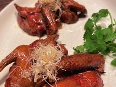 妙龄脆皮乳鸽-杭州君悦酒店·湖滨28中餐厅