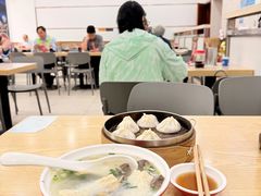 -珊珊小笼馆(仙霞路店)