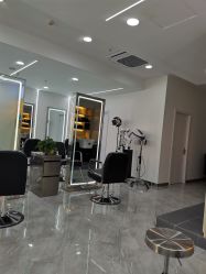 -Coo Hair salon