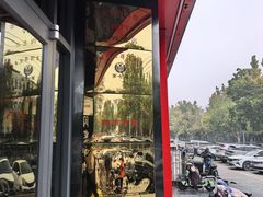 -闫家驴肉老店(华电一校店)