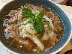 -港丽餐厅(高德置地店)