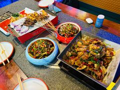 -路边边地标烧烤·川菜·小龙虾·音乐酒馆(良乡长虹店)
