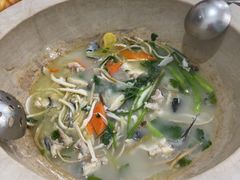 -姚记抚仙湖石锅鱼庄