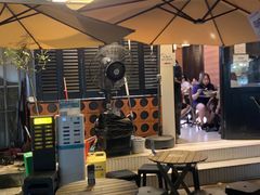 -CowCow其其·牛杂咖啡公司(六运店)