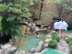 -张家港金凤凰度假村温泉
