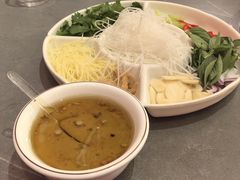 -官塘陈记鱼生·潮汕砂锅粥·牛肉火锅(潮枫路总店)