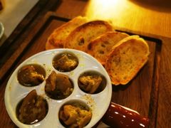 蜗牛配蒜香面包-EN SPACE恩空间