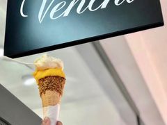 -VENCHI 闻绮(上海佛罗伦萨小镇店)