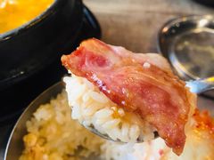 -香猪坊韩国烤肉专属门店(魏公村店)