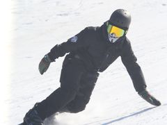 -庙香山滑雪场