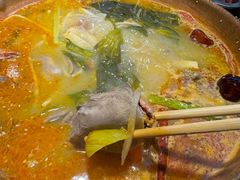 -洱火云南酸菜牛肉火锅(石景山当代商城店)