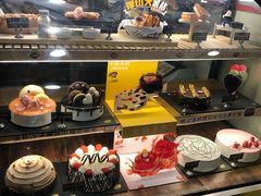 -DQ·蛋糕·冰淇淋(大宁国际商业广场店)