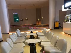 -涨巢·潮玩水疗局