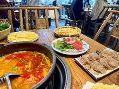 -贵厨酸汤牛肉(花果园国际中心店)
