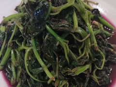 -黄泥岗·地道湖北菜(奥特莱斯店)