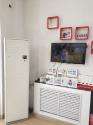 -马兰化妆工作室(建新路飞龙步行街店)