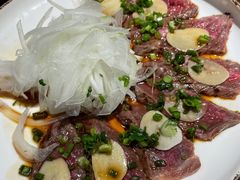 三分熟牛肉-桂马·日本料理·海胆·海鲜饭·酒场(民主广场店)