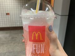 -麦当劳(中山公园龙之梦店)