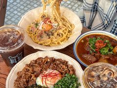 -CowCow其其·牛杂咖啡公司(六运店)