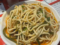 -李双猪·小龙虾·烧烤·羊肉煲(乐山店)