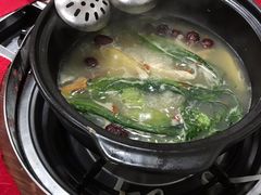 -花苑美食横琴生蚝火锅(拱北粤华路店)