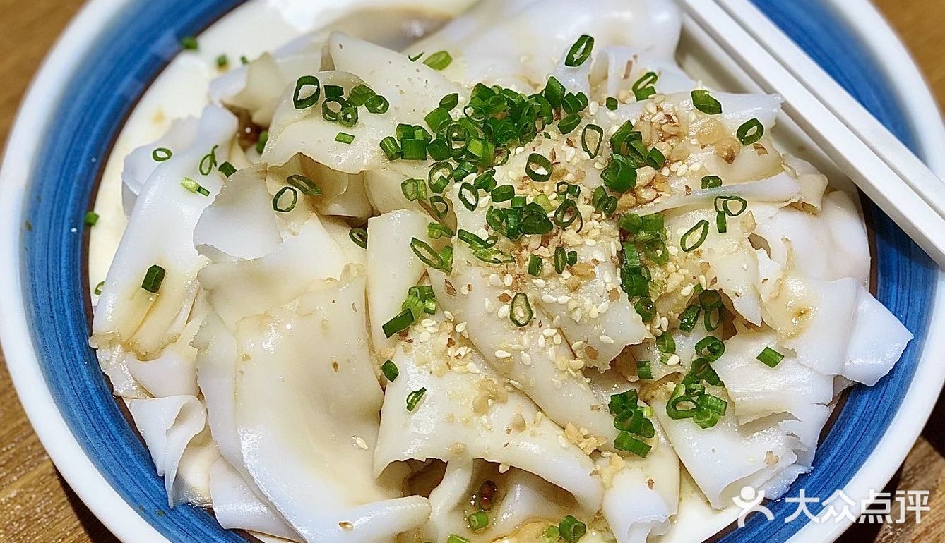 这家店也太费米饭了吧🍚