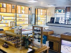 -LOGO眼镜·蔡司品牌折扣店(龙华清湖店)