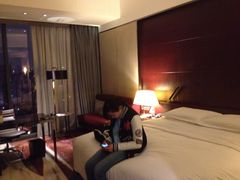 -广州天河希尔顿酒店