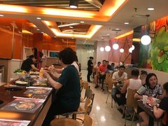 自助取餐区-呷哺呷哺(世贸.工三店)
