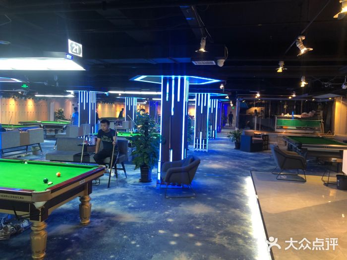 云鼎台球俱乐部图片