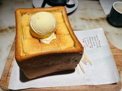 面包诱惑-绿茶餐厅(同成街华联店)