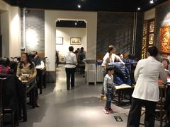 大堂-北平食府·北京烤鸭(北京西站六里桥店)