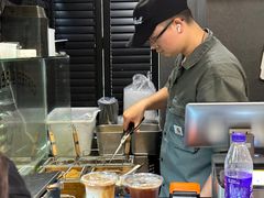 -CowCow其其·牛杂咖啡公司(六运店)